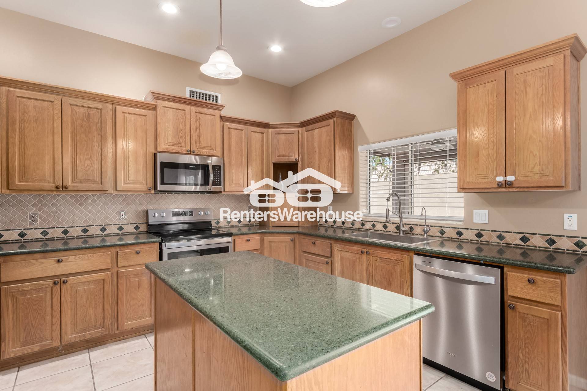 Building Photo - 21745 N 61st Dr