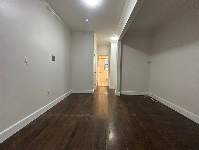 Building Photo - 435 Walnut Ave