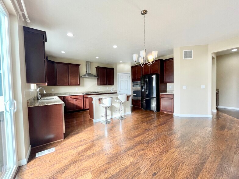 Building Photo - 3859 W Young Lucerne Cir