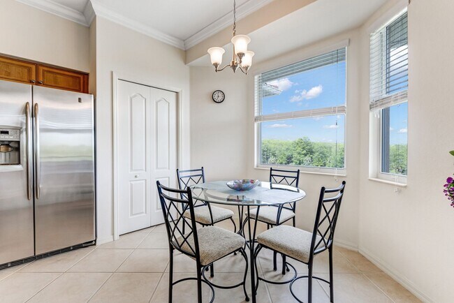 Building Photo - ** HERITAGE BAY ** 2 BED / 2 BATH - CONDO - GOLF MEMBERSHIP - ANNUAL OR SHORT TERM RENTAL