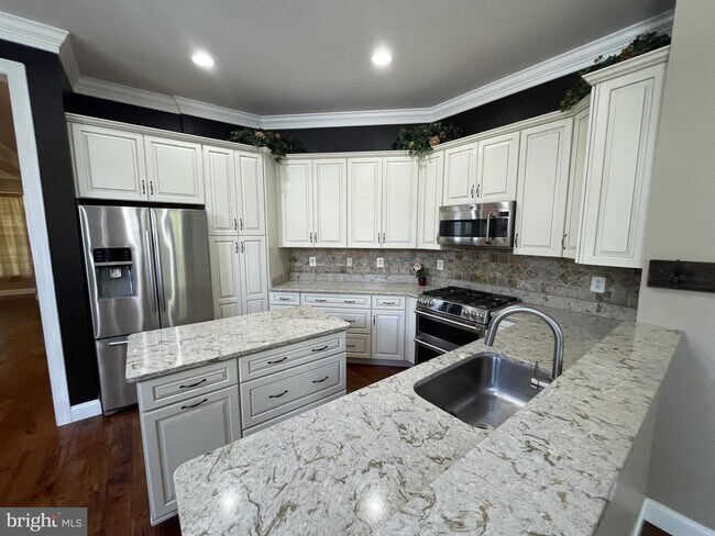 Building Photo - 514 Gentlewood Square