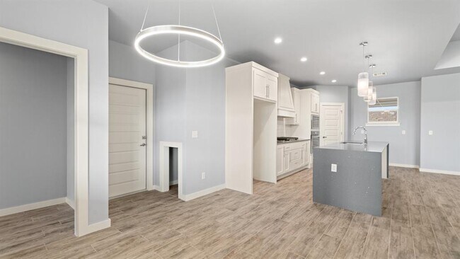 Building Photo - 217 Olde Ml Ct