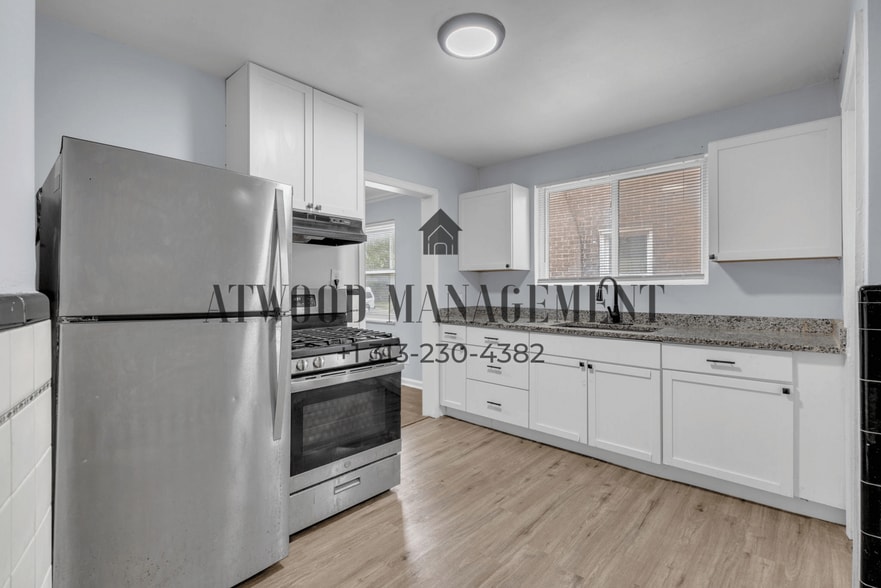Building Photo - 9755 Wayburn St