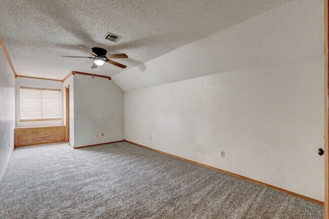 Building Photo - 8544 SW 75th St