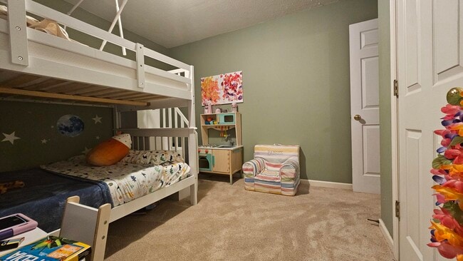 Building Photo - 265 Darenia Ln