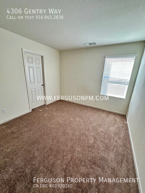 Building Photo - 4306 Gentry Way