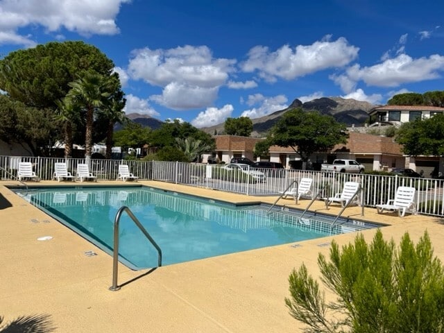 Primary Photo - Coronado Villas Luxury Townhomes