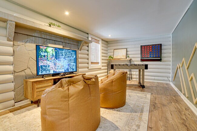 Building Photo - 4241 Osburn Ct