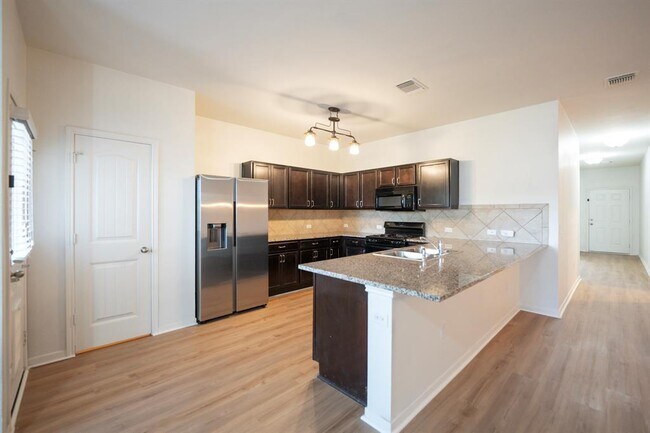 Building Photo - 1407 Brashear Ct