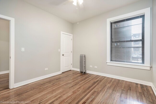 Building Photo - 1167 E 54th St