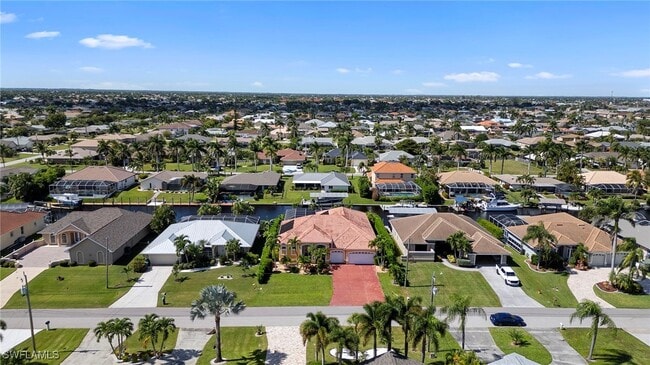 Building Photo - 5024 SW 8th Pl