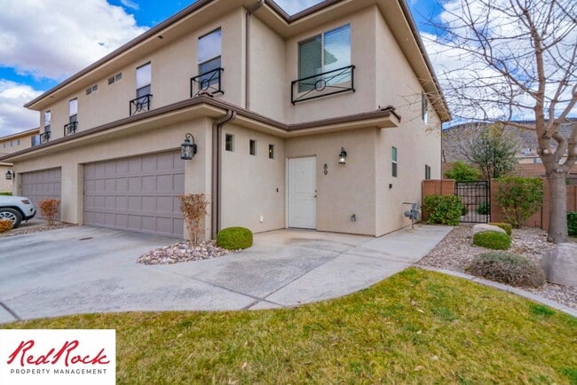 Primary Photo - Spacious 4 Bedroom, 2.5 Bathroom Centrally...