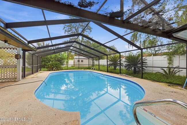 Building Photo - 388 Arora Blvd