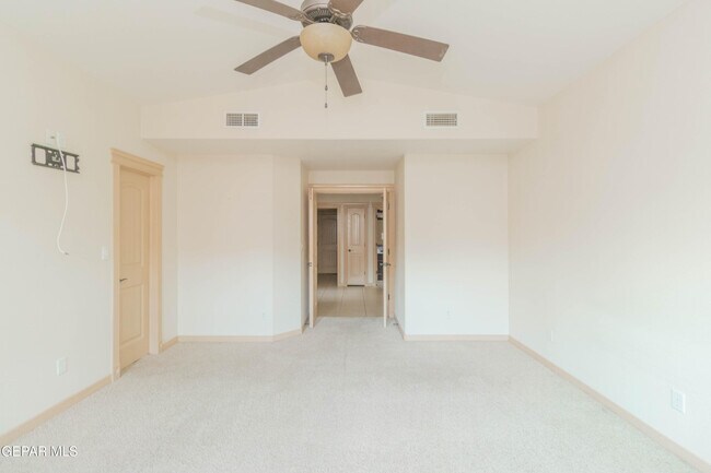 Building Photo - 5349 Jose Duran Ln