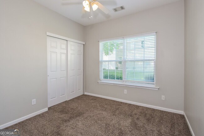 Building Photo - 3643 Roseman Landing