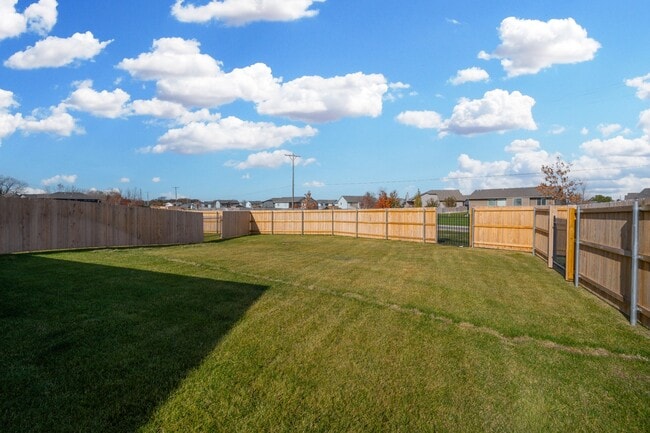 Building Photo - 12719 W Cowboy St