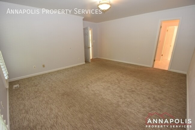 Building Photo - 1069 Carriage Hill Pkwy
