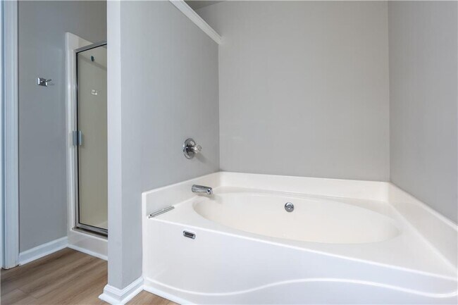 Building Photo - 3176 Creston Park Ct