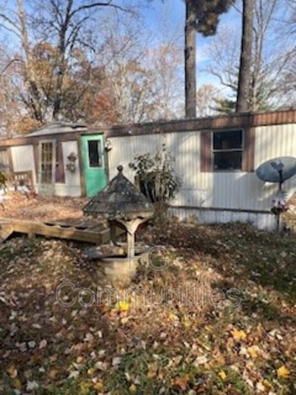 Building Photo - 15 Tradewind Dr