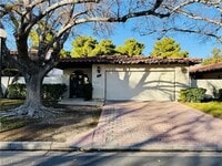 Building Photo - 3416 Cll Del Torre