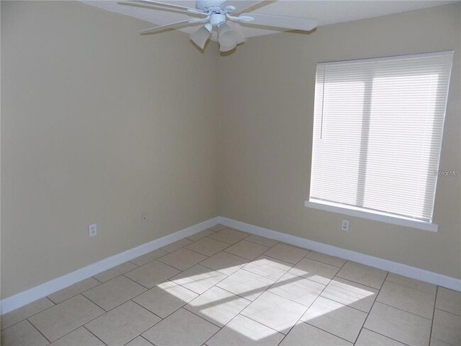 Building Photo - 2698 Kavalier Dr