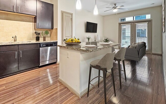 Building Photo - 306 McGowen St