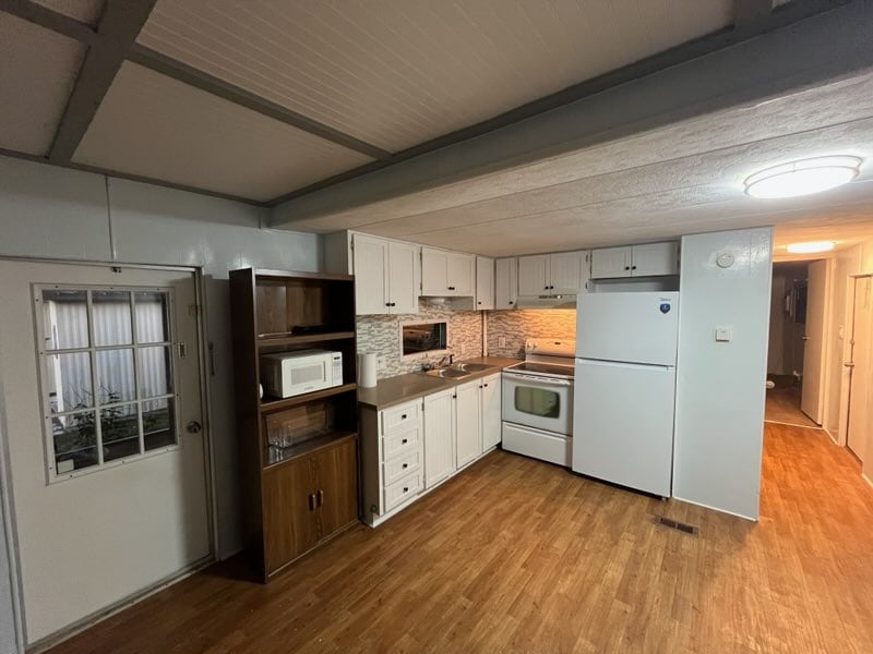 Building Photo - 504 Alexander Rd