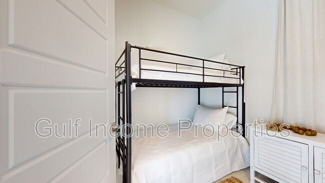 Building Photo - 6007 Cat Claw Ln