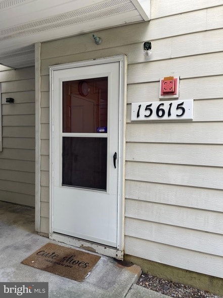 Building Photo - 15615 Easthaven Ct