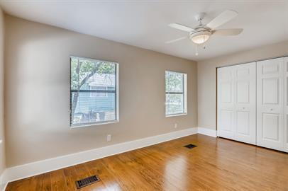 Building Photo - Renovated 4 bedroom, historic home close to downtown!