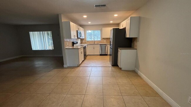 Building Photo - 4817 Landover Cir