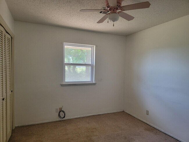 Building Photo - 2307 Quannah Dr