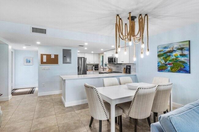 Building Photo - 4107 Kittiwake Ct