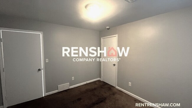 Building Photo - 278 N Hollywood St