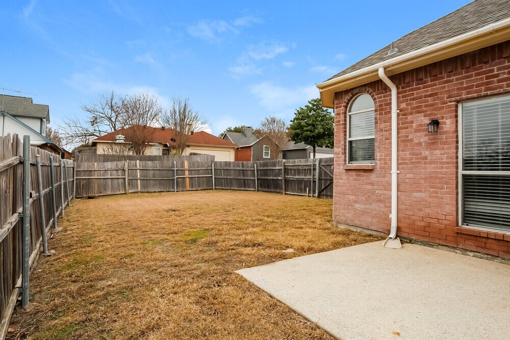 Building Photo - 1322 Riverview Ln