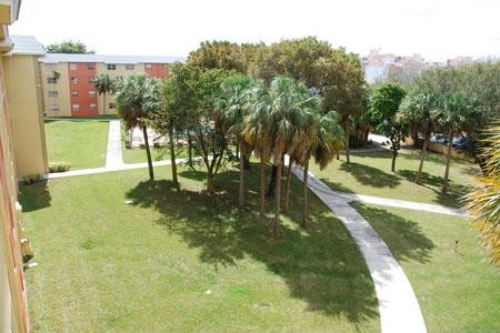 Building Photo - CUTLER GARDENS APARTMENTS