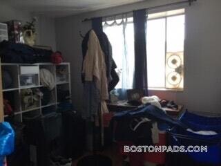 Building Photo - 14 Murdock St