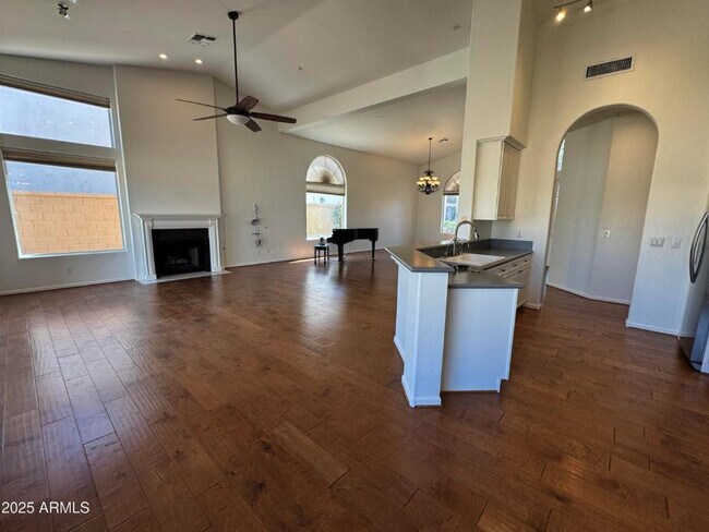 Building Photo - 11678 E Appaloosa Pl