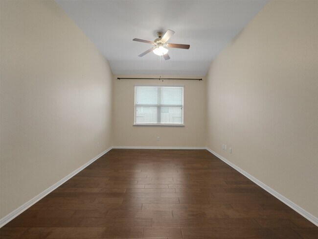 Building Photo - 9318 Turnbull Ln