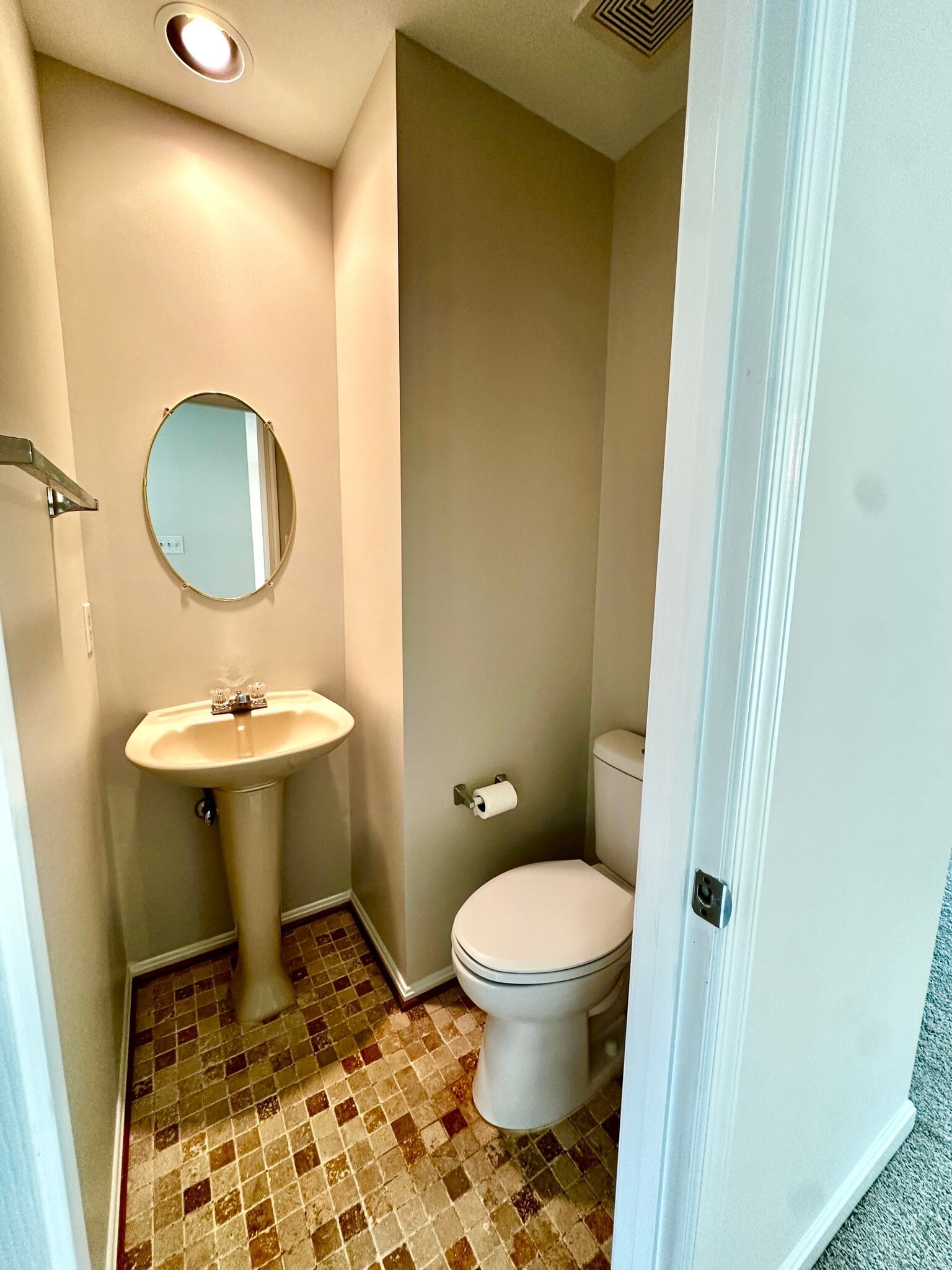 Building Photo - 2558 Ambling Cir