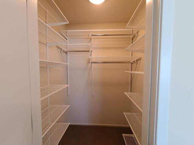 Building Photo - 2 bedroom in San Francisco CA 94114