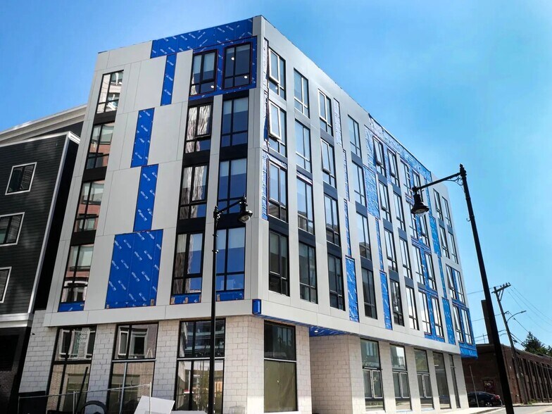 Building Photo - 38 Hichborn St