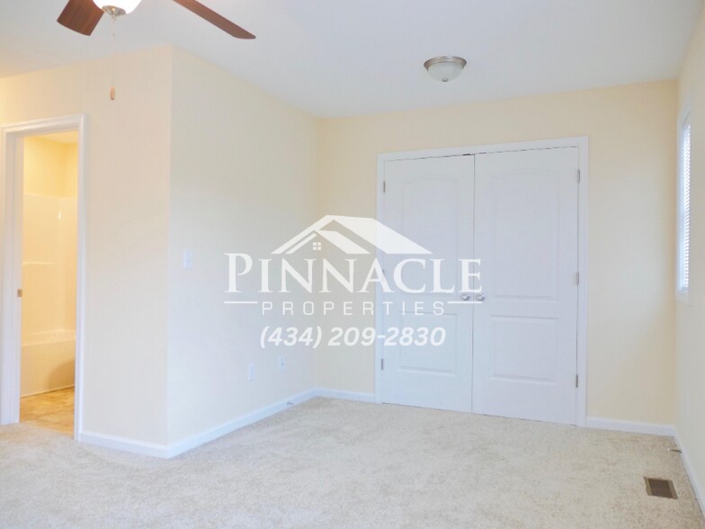 Building Photo - 747 Old Graves Mill Rd