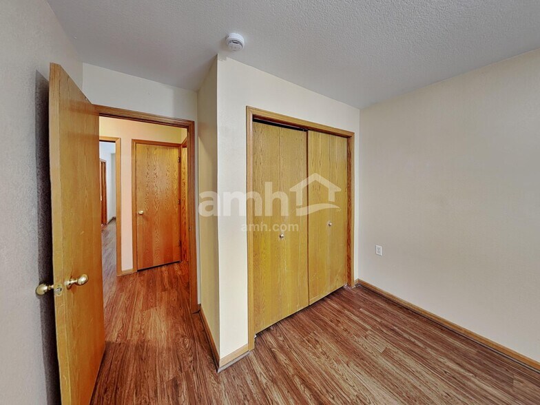 Building Photo - 3204 Birney Ct