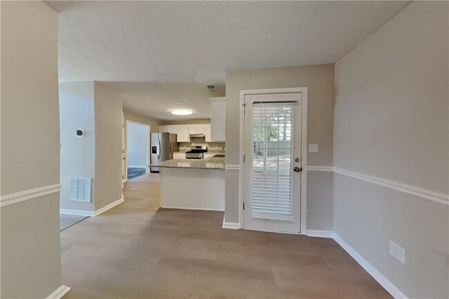 Building Photo - 3366 English Oaks Dr NW