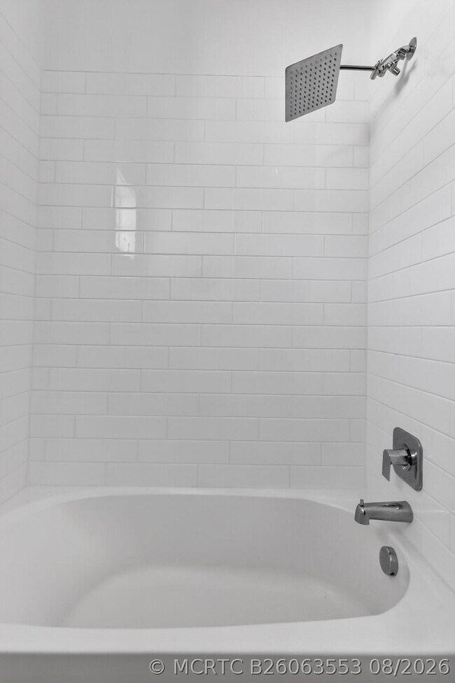 Building Photo - 799 Hookline Cir