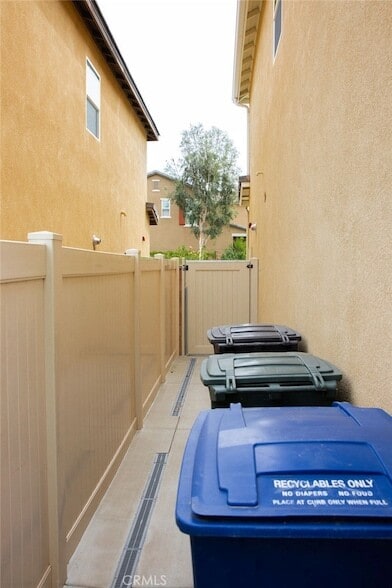 Building Photo - 3294 Ledgewood Cir