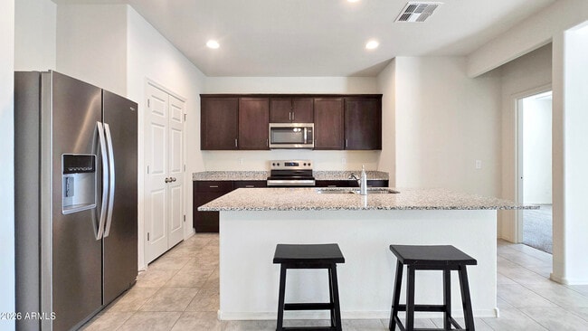 Building Photo - 5074 S 251st Dr