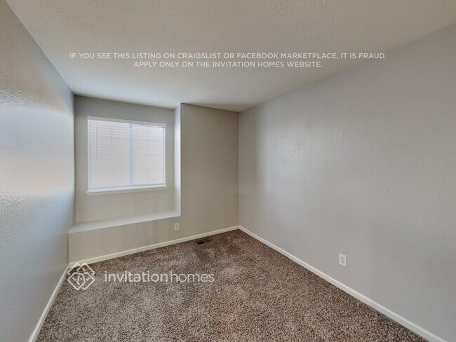 Building Photo - 5844 E 122nd Pl