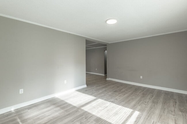 Building Photo - 2 Bedroom Home in East Ridge